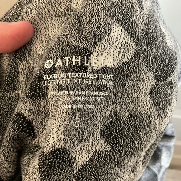 Athleta Elation Textured Dark Floral Tights/Leggings - Size Large - Picture 5 of 6